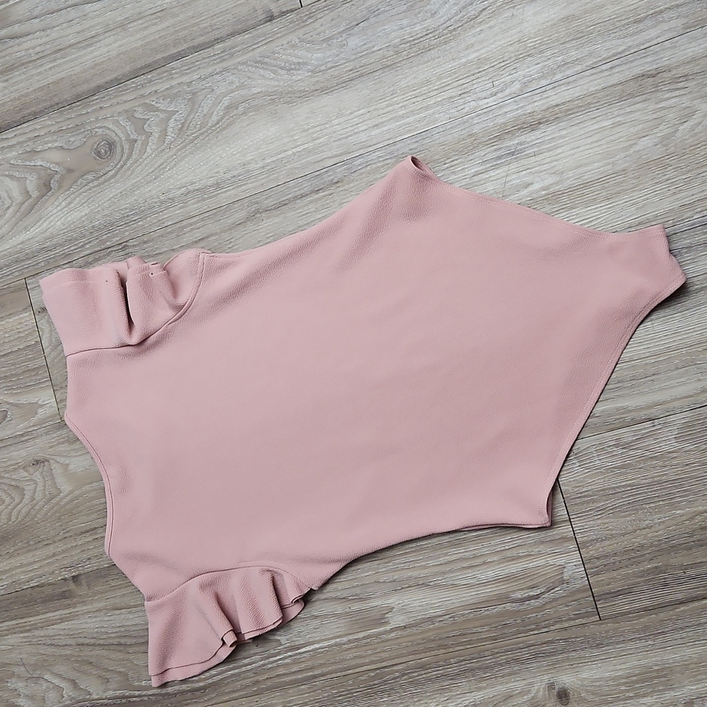 Women's Medium 6 Ruffled Short Sleeve Stretchy Pink Bodysuit - Picture 15 of 15